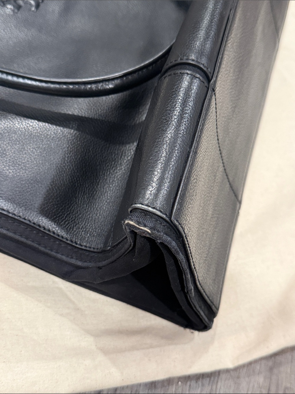 Tory Burch Ella Black Leather Tote Bag - Picture 16 of 16